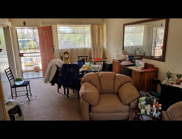 2 BEDROOM APARTMENT FOR SALE IN WITFIELD